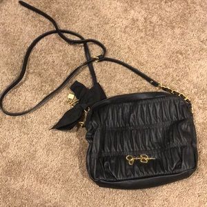 Black Jessica Simpson crossbody purse!!
